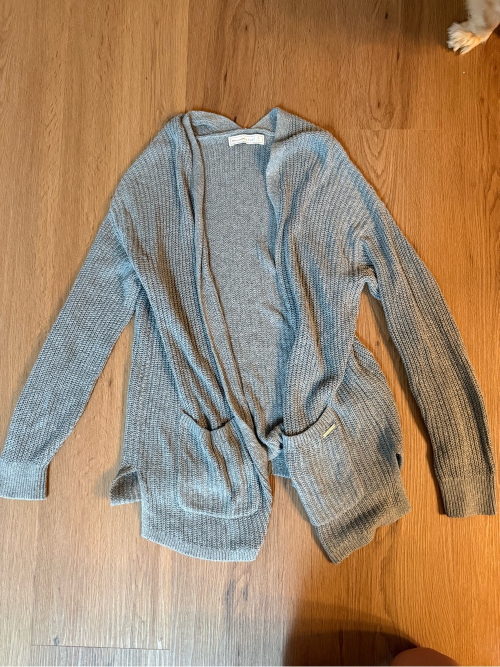 Abercrombie gray cardigan